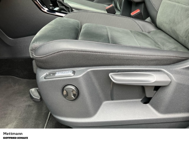 Volkswagen T-Roc 1.5 TSI DSG R-Line