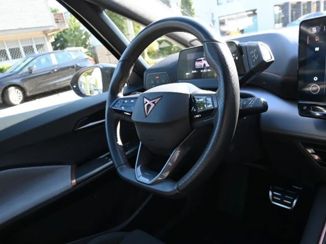 Cupra Born HUD LED PDC Kamera ACC