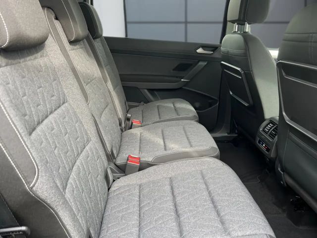 Volkswagen Touran DSG IQ.Drive Move