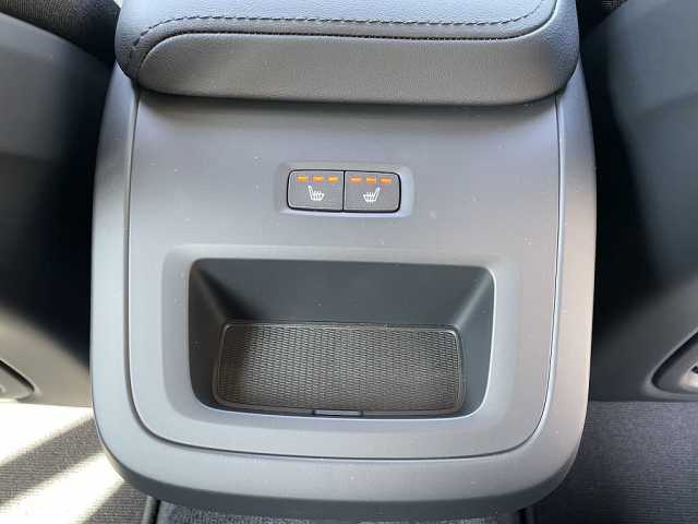 Volvo V60 Core Hybrid