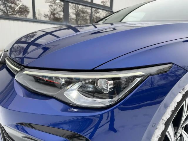 Volkswagen Golf 1.5 eTSI DSG Golf VIII R-Line