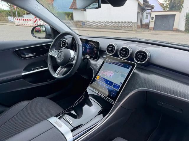 Mercedes-Benz C 180 AVANTGARDE Estate