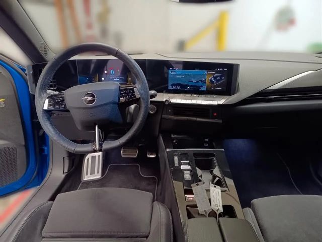 Opel Astra GSe Sports Tourer