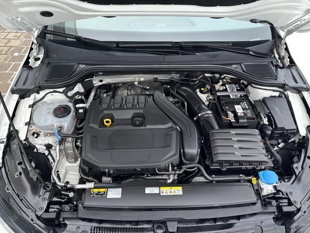 Volkswagen Golf 1.5 TSI Golf VIII Life