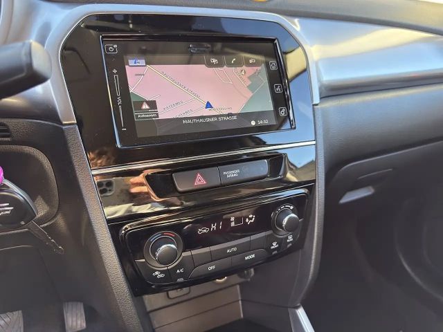 Suzuki Vitara GL Hybrid Shine