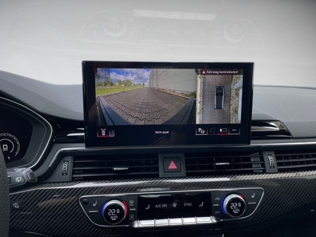 Audi RS4 Avant Quattro