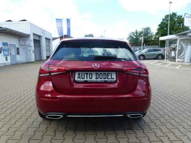 Mercedes-Benz A 200 4MATIC Progressive