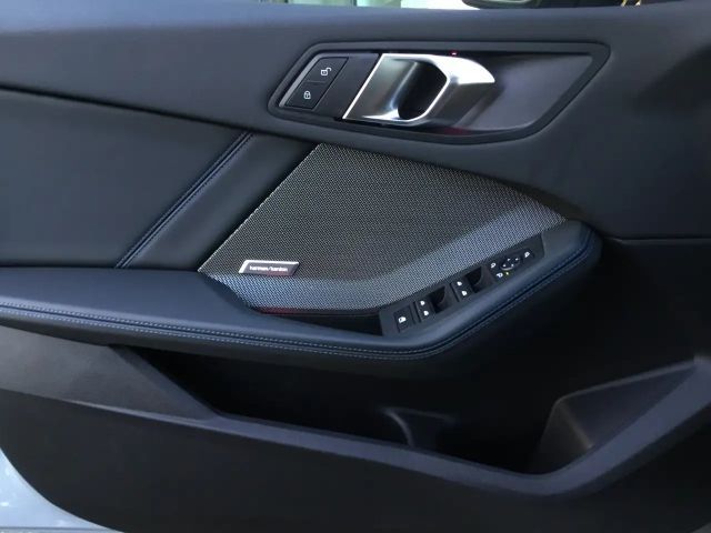 BMW 135 Sedan xDrive