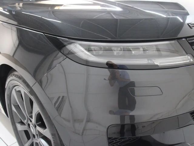 Land Rover Range Rover Sport D300 Dynamic SE