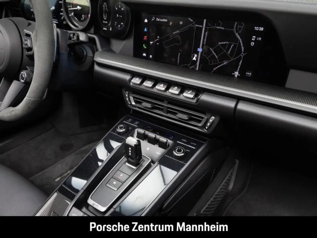 Porsche 992 Cabrio Carrera GTS