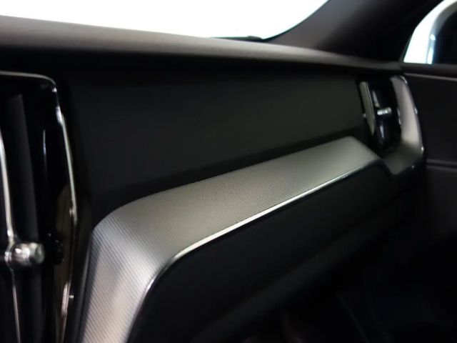 Volvo XC60 AWD Dark Geartronic Plus