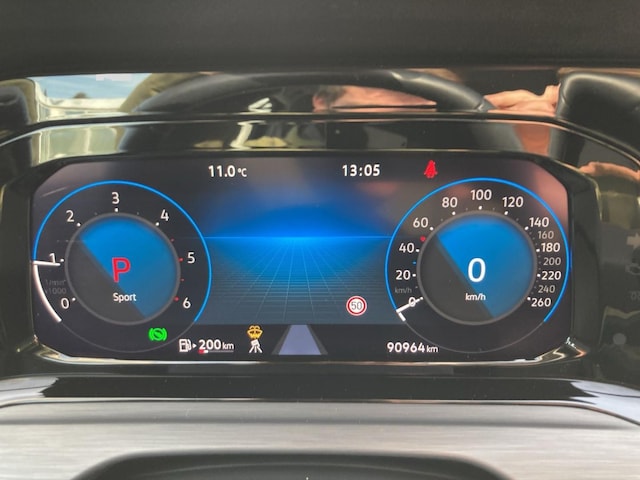 Volkswagen Golf 2.0 TDI DSG Style Variant