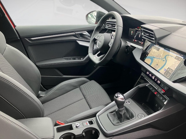 Audi A3 30 TFSI Sedan