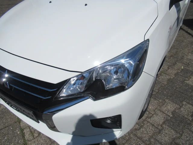 Mitsubishi Space Star Star