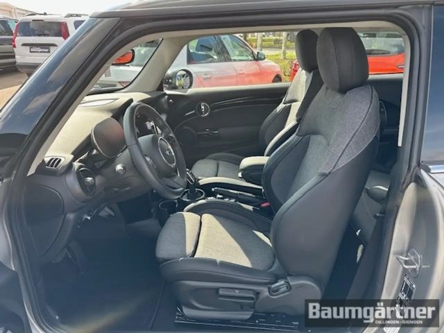 MINI Cooper Classic Trim Kamera/PDC/LED/SHZ/DrAss/Tempo