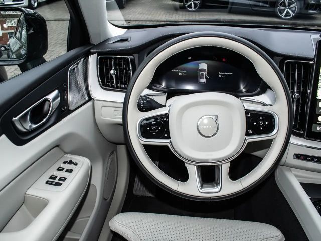 Volvo XC60 AWD Dark T8 Ultra