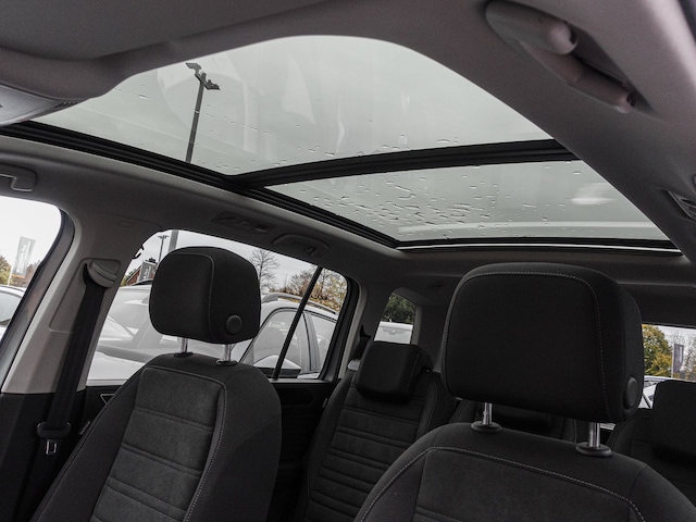 Volkswagen Touran 1.5 TSI DSG