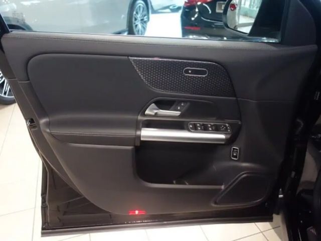 Mercedes-Benz GLA 180 Progressive