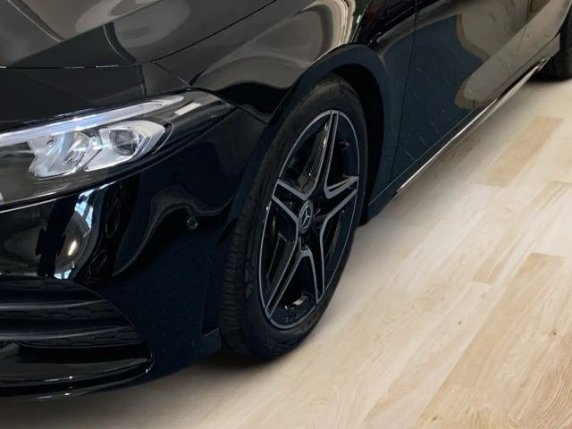 Mercedes-Benz A 250 AMG Line