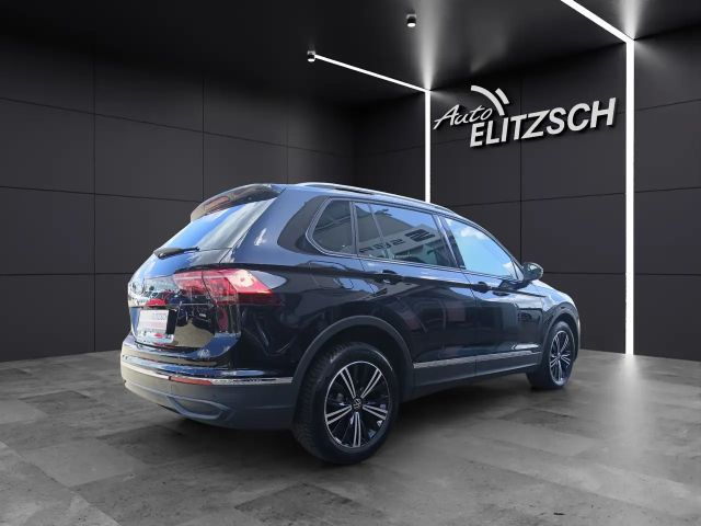 Volkswagen Tiguan TDI United MatrixLED HuD 360° Kamera Keyless AC...