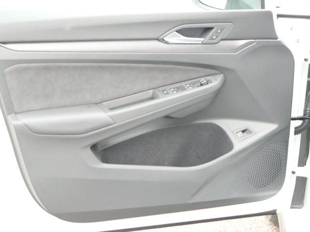 Volkswagen Golf DSG R-Line Variant