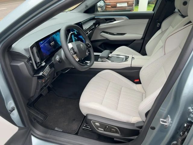 Renault Espace E-Tech Hybrid Iconic