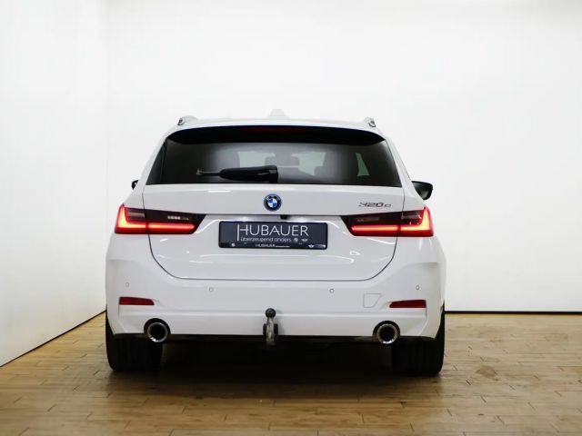 BMW 320 320e Touring