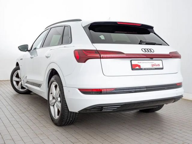 Audi e-tron 50