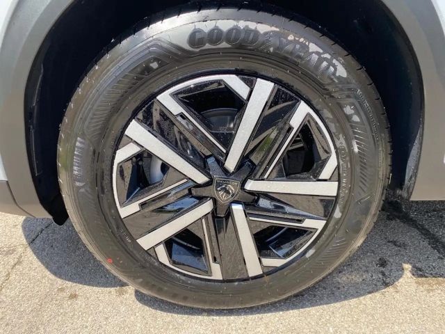 Peugeot 2008 PureTech Style