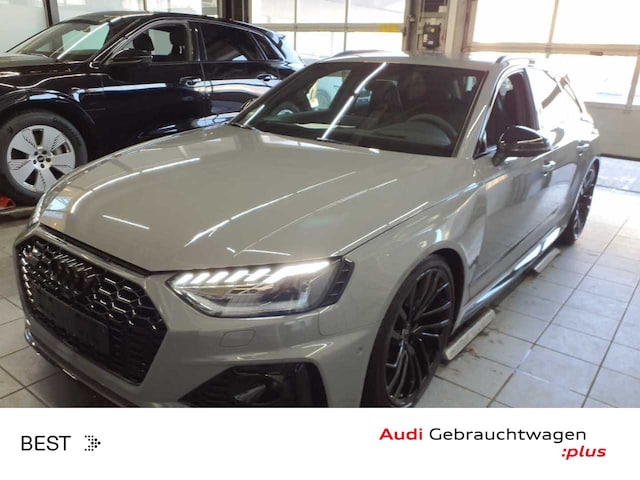 Audi RS4 Avant Quattro
