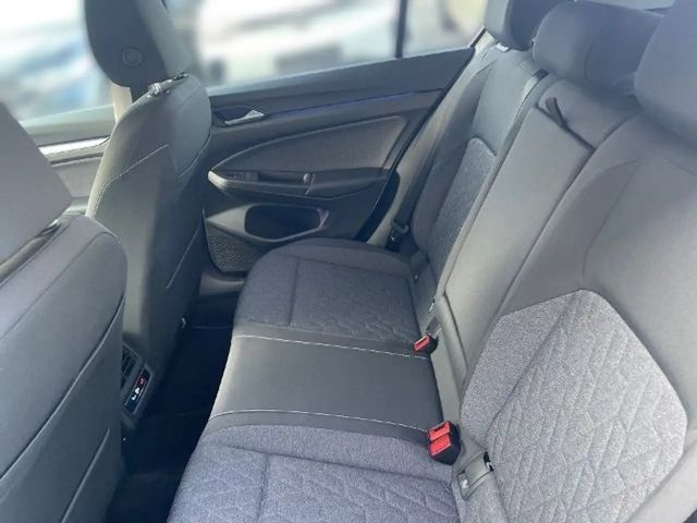 Volkswagen Golf 1.5 TSI Golf VIII Move