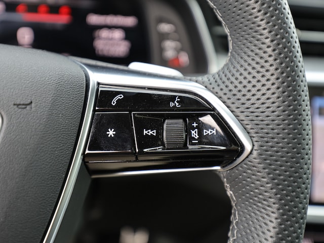 Audi S6 Quattro Sedan