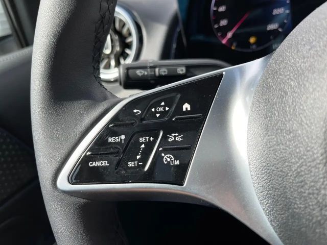 Mercedes-Benz GLB 200 Progressive