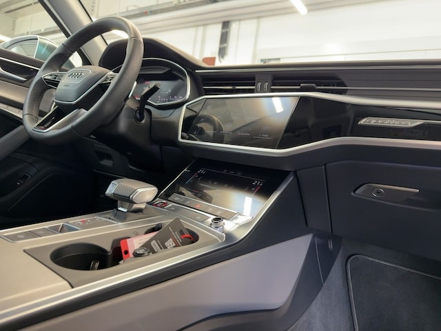 Audi S6 Avant Quattro