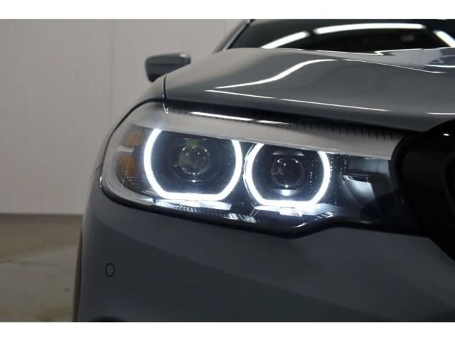 BMW 520 520d M-Sport