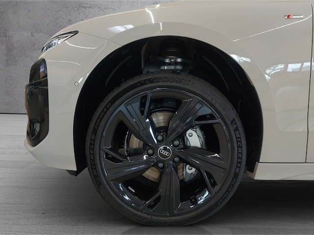 Audi A6 e-tron Avant Quattro