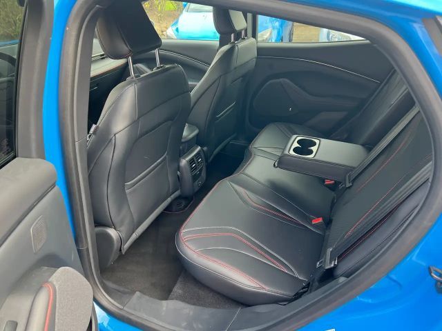 Ford Mustang Mach-E AWD