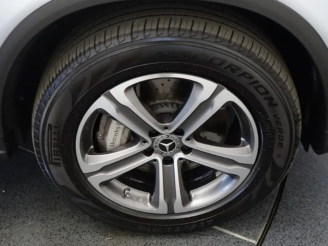 Mercedes-Benz GLC 300 4MATIC