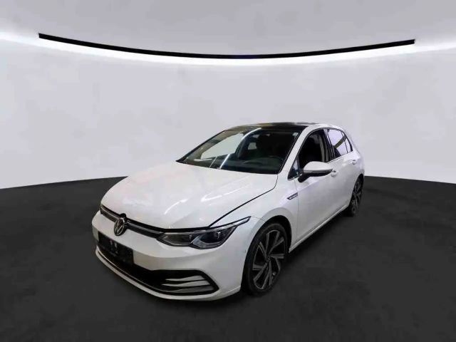 Volkswagen Golf 2.0 TDI DSG Golf VIII Style