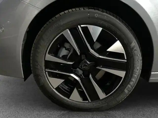 Peugeot 208 Allure Pack PureTech