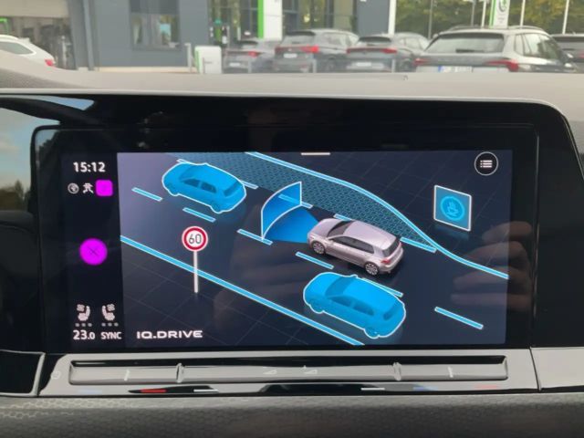 Volkswagen Golf 2.0 TSI Golf VIII