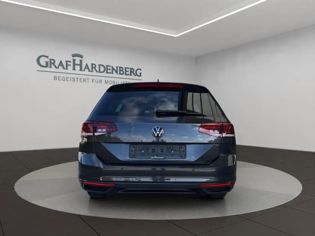 Volkswagen Passat 1.5 TSI Business DSG Variant