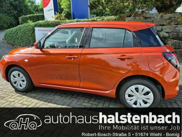 Suzuki Swift Club DualJet Hybrid