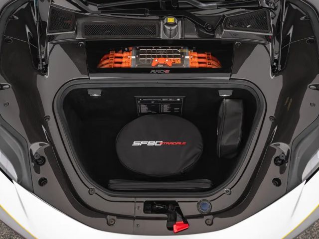 Ferrari SF90 Stradale