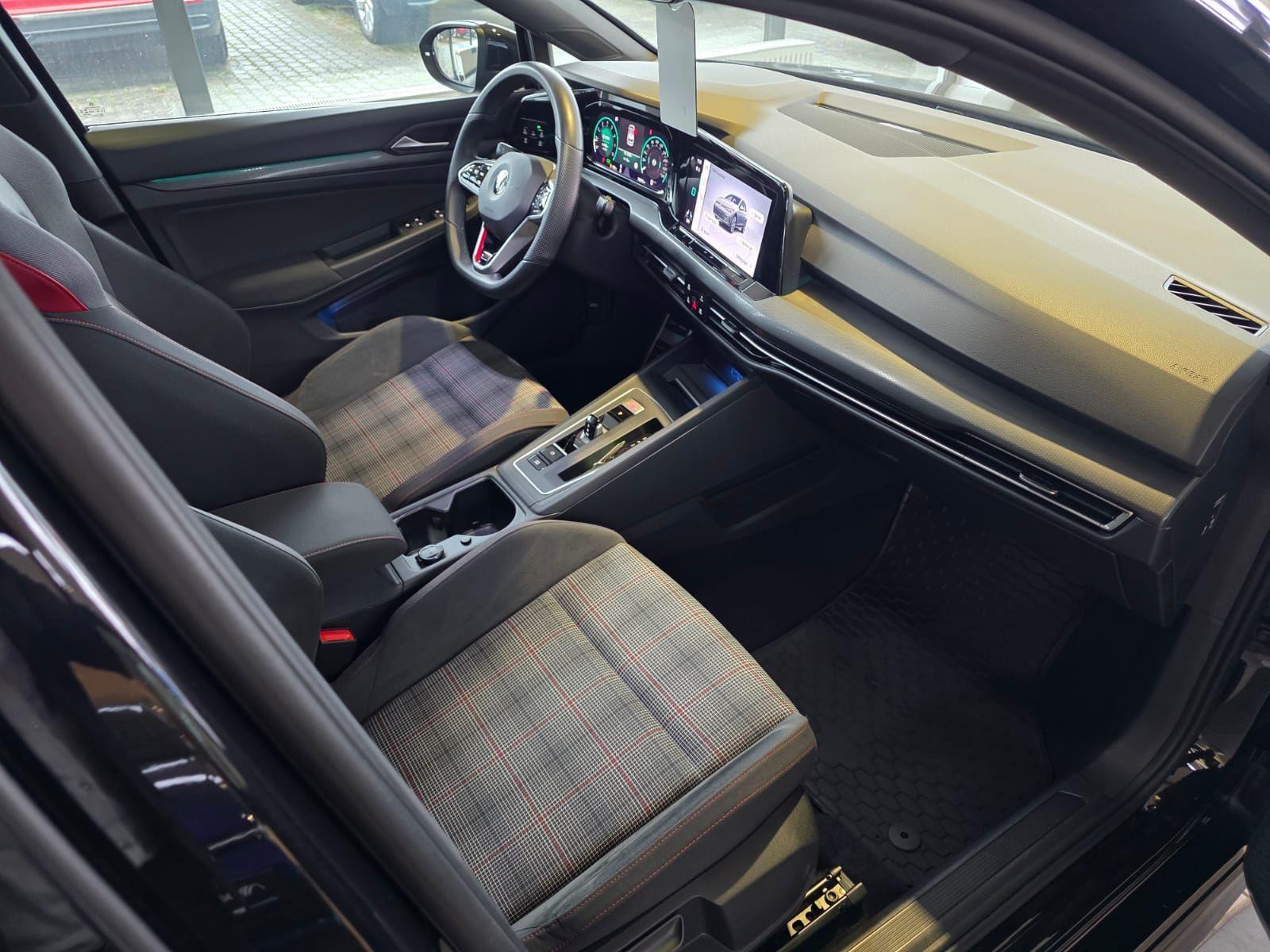 Volkswagen Golf 2.0 TSI DSG GTI IQ.Drive