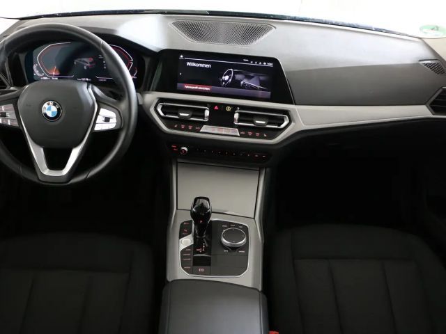 BMW 320 320i Touring