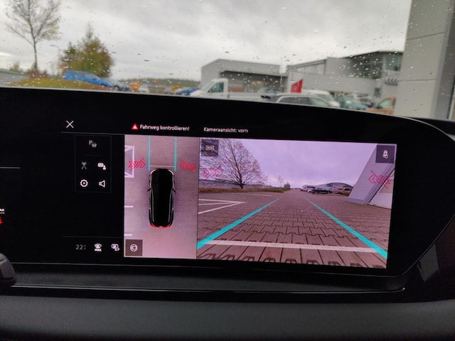 Audi Q6 e-tron Quattro