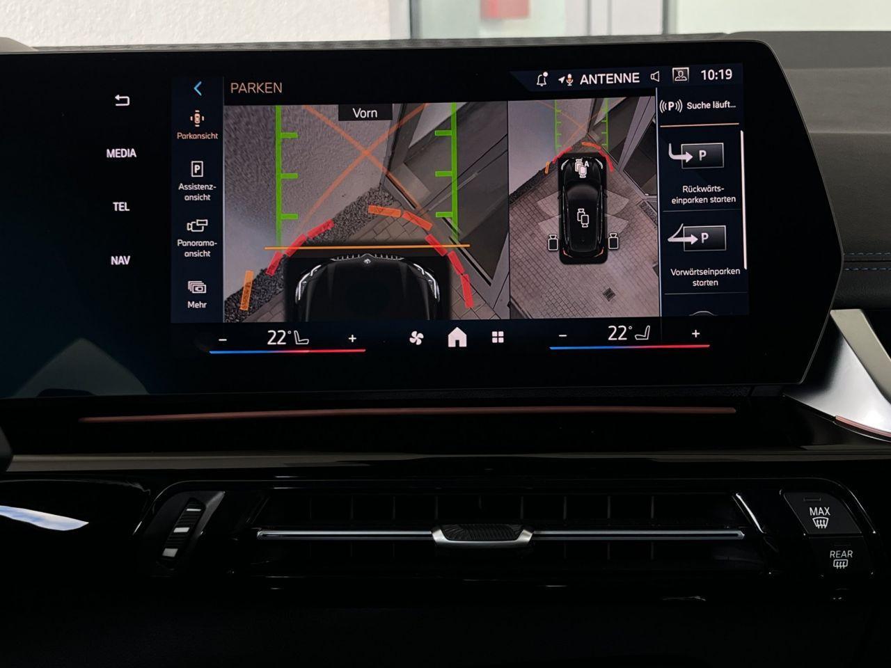 BMW 220 220i Active Tourer