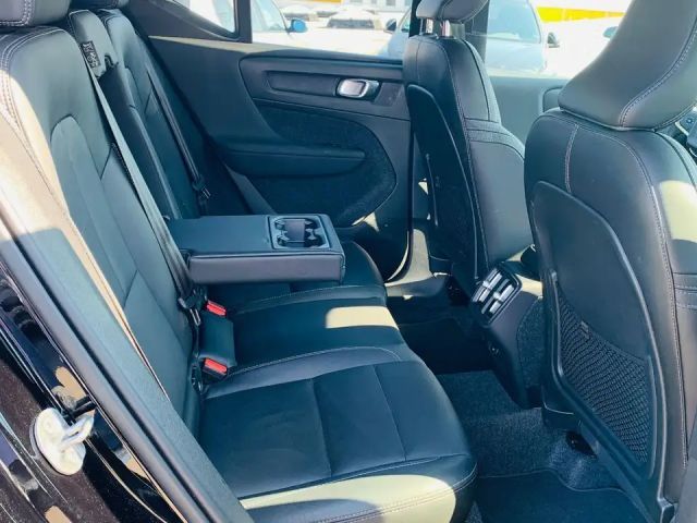 Volvo XC40 B3 B Aut Leder Navi BLIS ACC PILOT 360° Pix