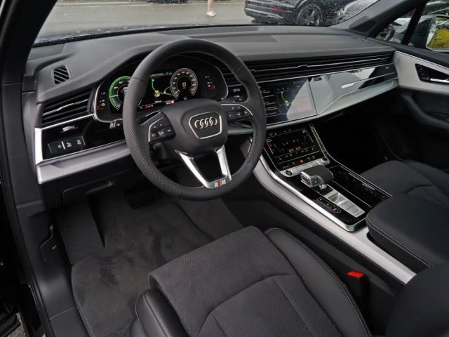 Audi Q7 Business Hybride S-Line